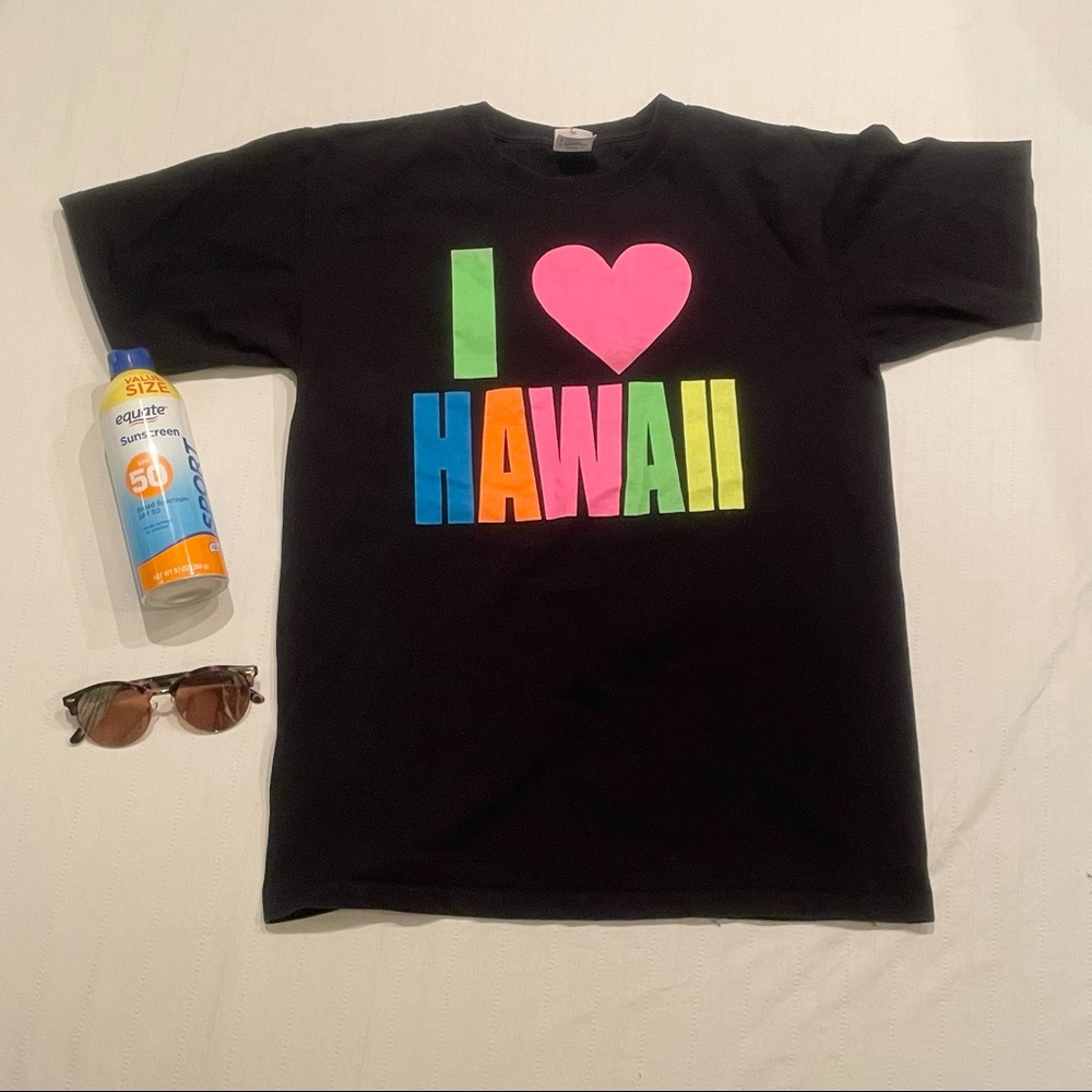 I love Hawaii destination tee